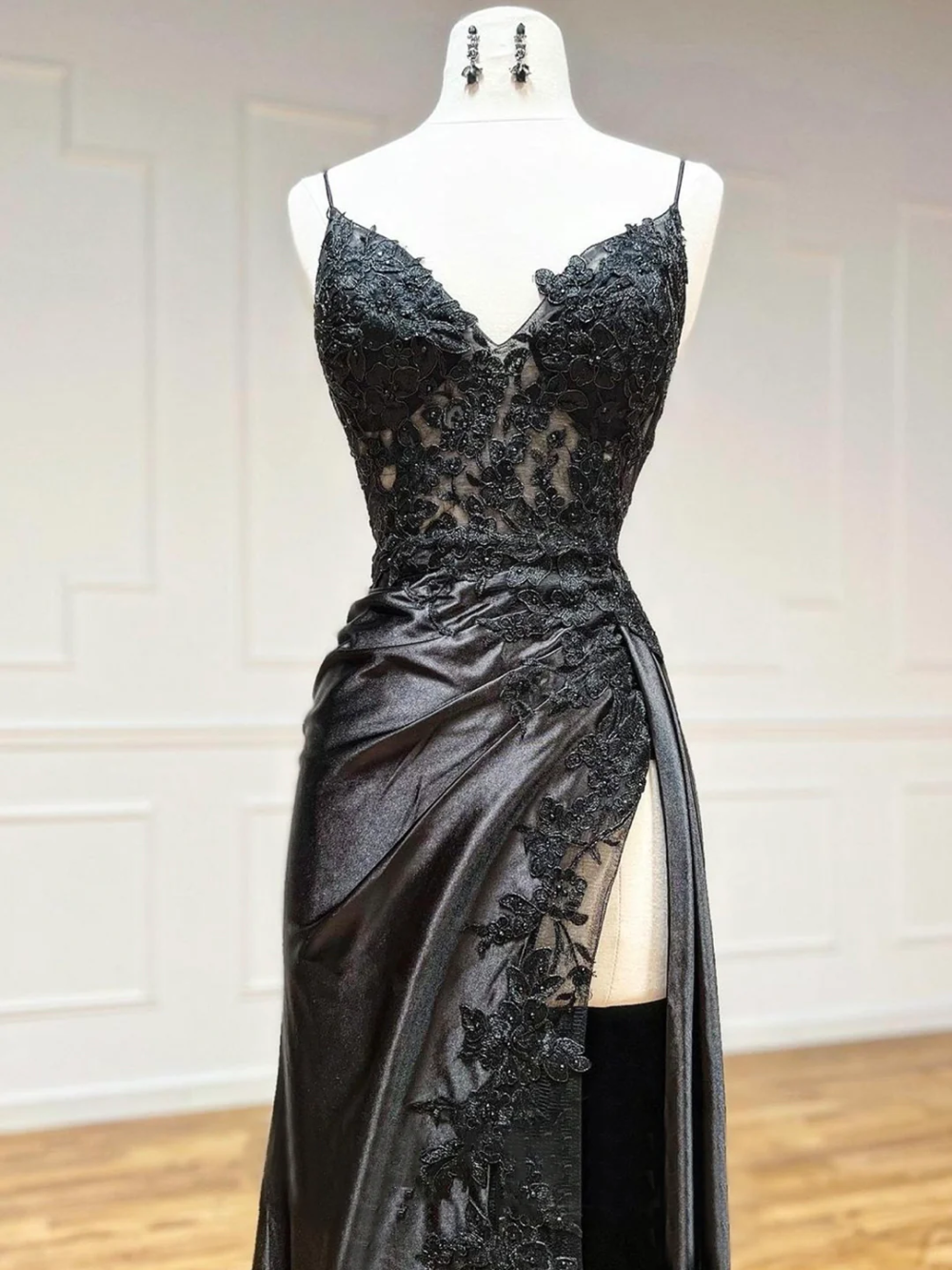 Black Mermaid Sequins Floral Lace Up Back Long Ball Dress with Slit