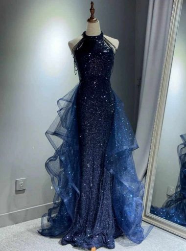 green emerald velvet dress Berrylush Women Solid Blue Square Neck Slim-Fit Maxi Dress main image 0